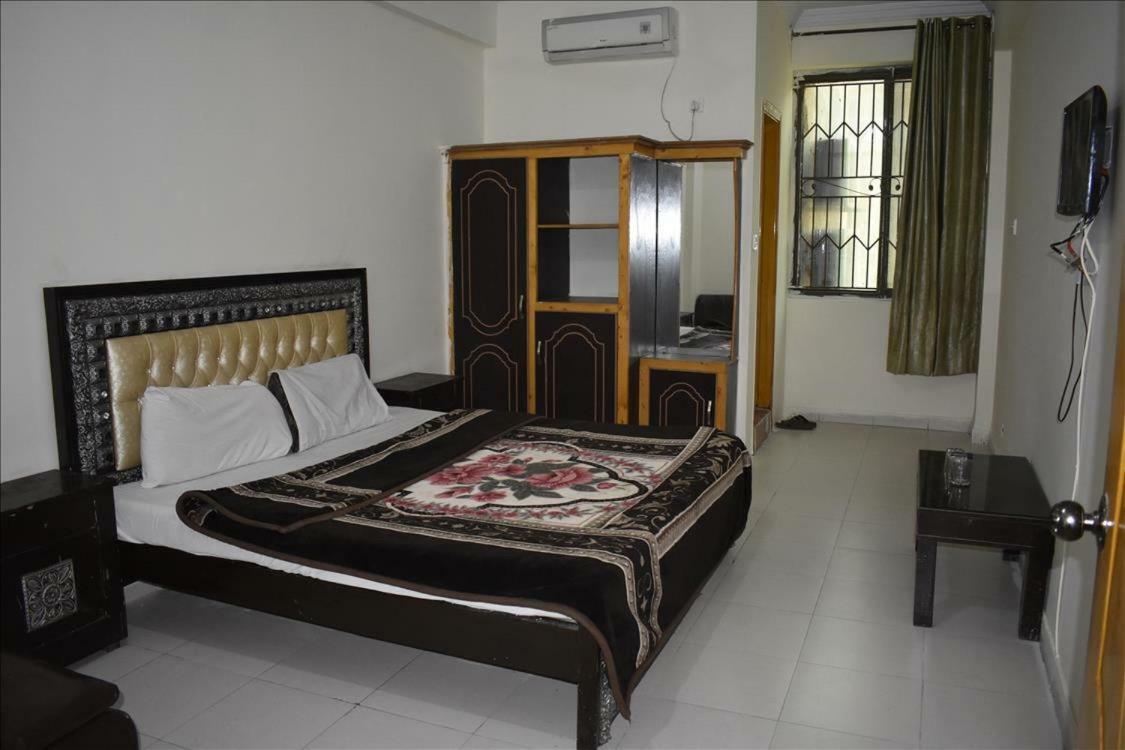 Mehran Hotel Rawalpindi Exterior foto